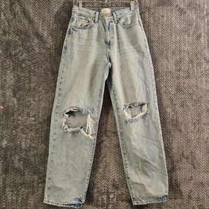 Universal Thread 90s Baggy Jeans Light Wash Distressed Ripped Women 2R